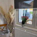 Mezidomi Appartement Budyne nad Ohri