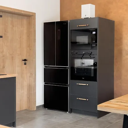 Mezidomi Apartment