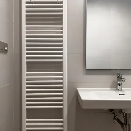 Mezidomi Apartamento Budyne nad Ohri